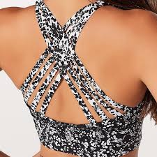 Lululemon Women's Free to Be Moved Bra